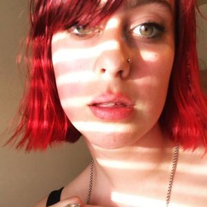 Meet your Posher, Kenzie